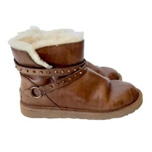 Ugg Emersen Studded Leather Short Boots Chestnut Brown Shearling Lined Winter 6